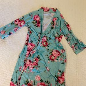 Posh Peanut teal & pink robe